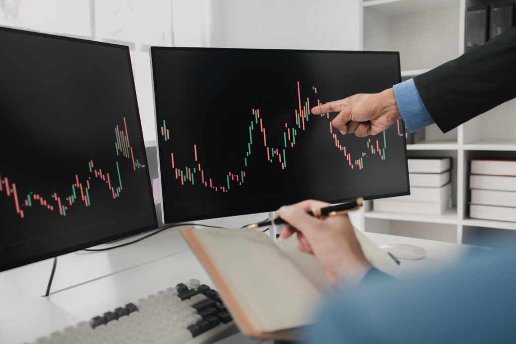 Trading breakouts and pullbacks