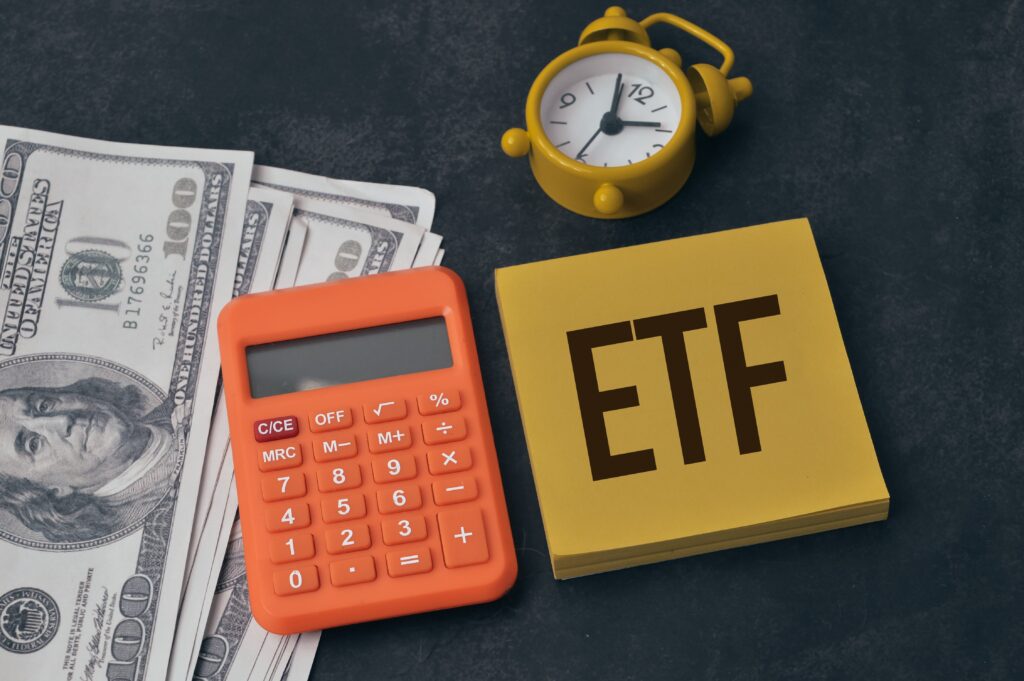 ETF definition shown to compare Forex Managed Accounts vs ETFs for better investment understanding.