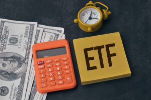 ETF definition shown to compare Forex Managed Accounts vs ETFs for better investment understanding.