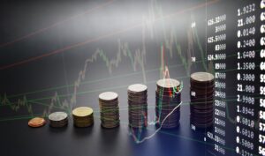 Currency chart with rising interest rate icons representing Forex in High Rates trading strategy in 2025.