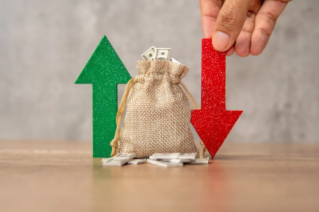 What moves price action concept with burlap money bag and green up arrow and red down arrow.
