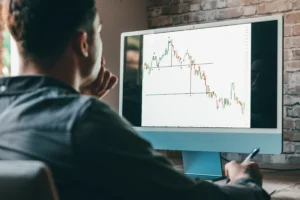 Rectangle pattern in trading chart analysis with breakout signals.
