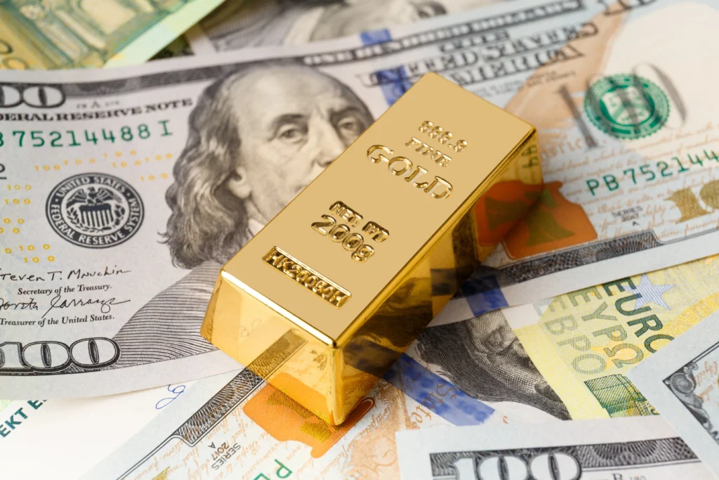 Gold vs Dollar safe-haven assets with euro and dollar bills in market stress 2025