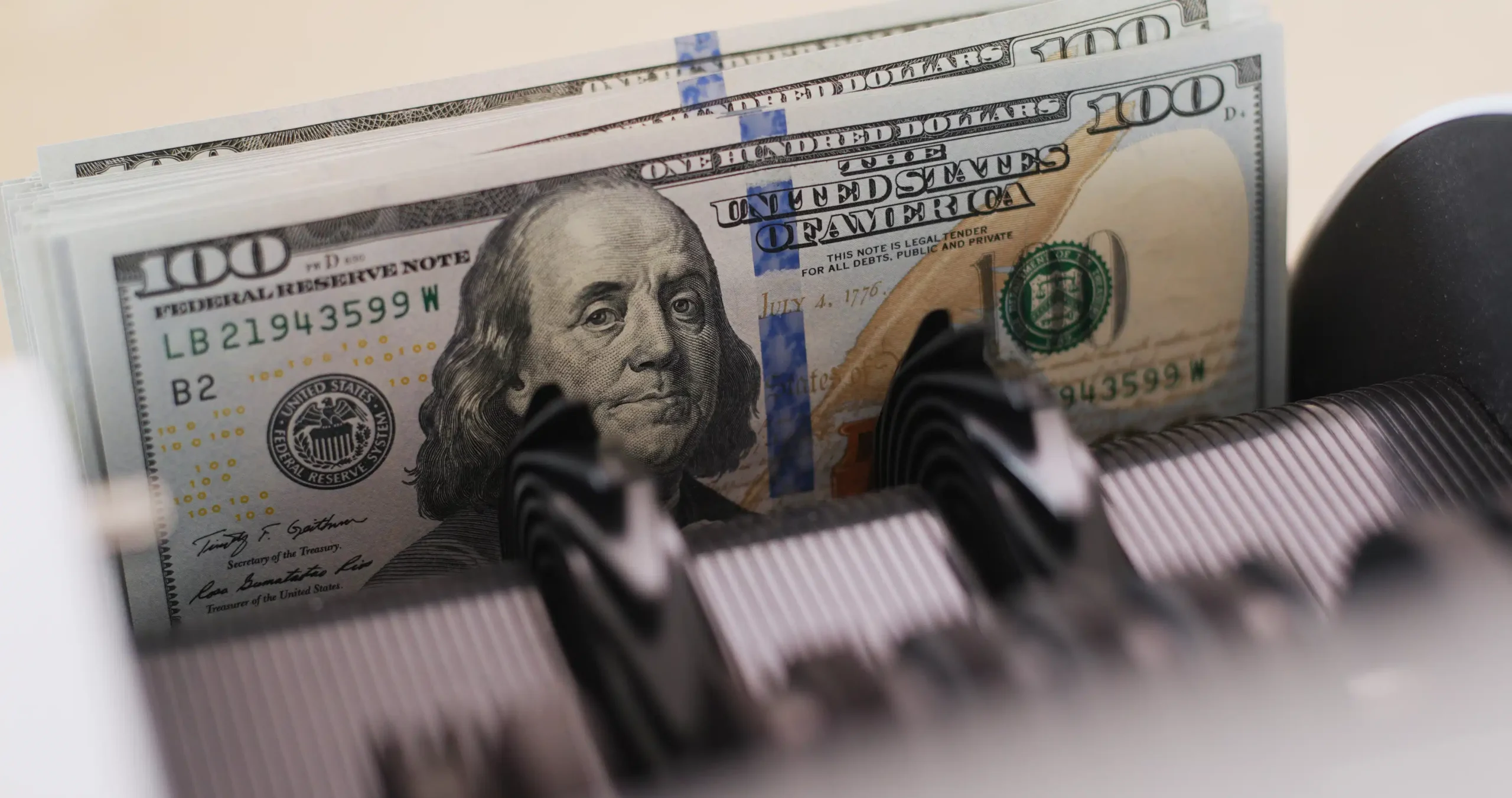 U.S. Dollar Strength Forecast: What Traders Should Expect Next